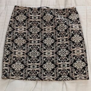 Xhilaration tapestry style pattern skirt with elastic waistband size Medium